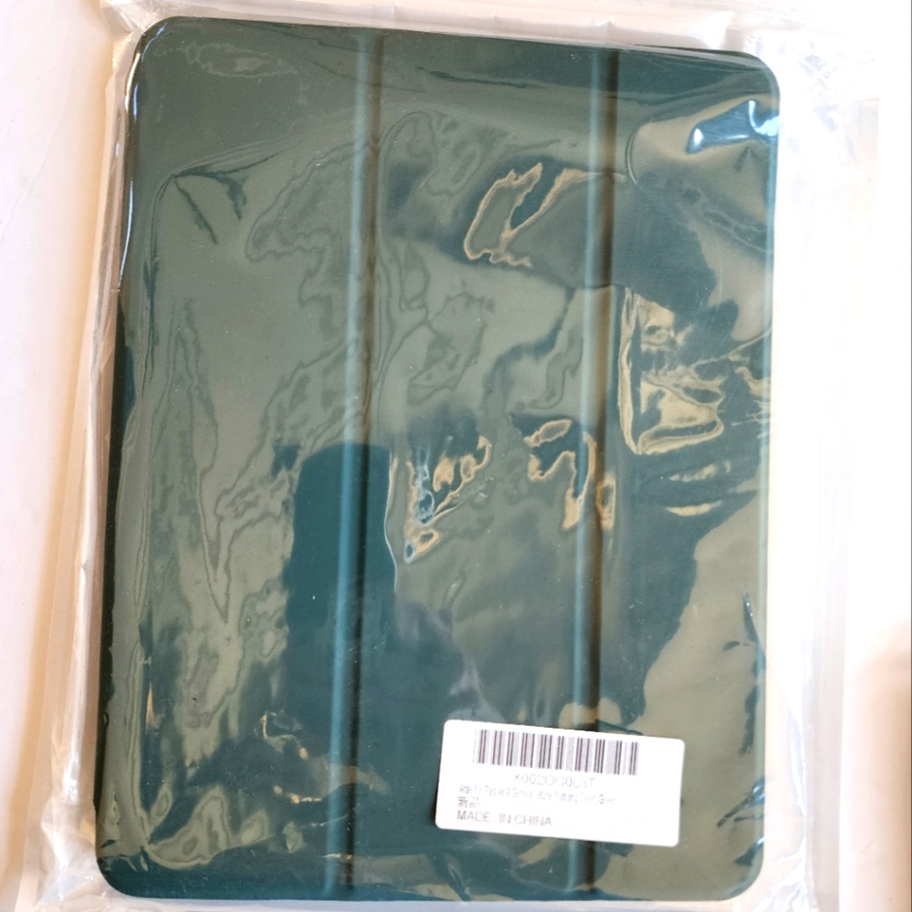 New IPad Air 4‎ Case Cover Green Free Standing New in Package  Hunter Gre…